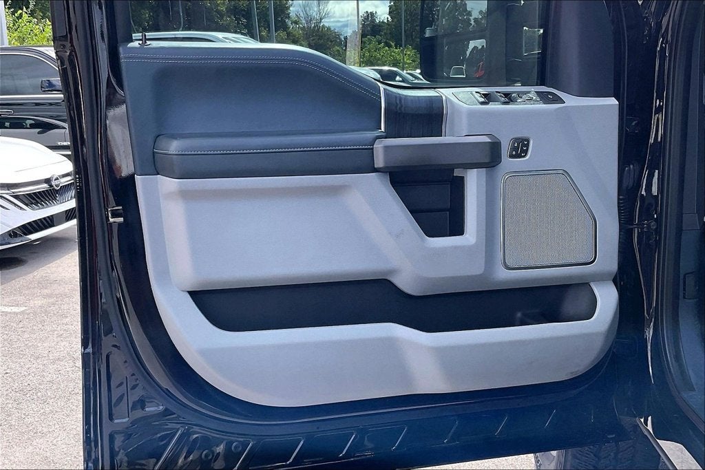 2022 Ford F-350SD Limited