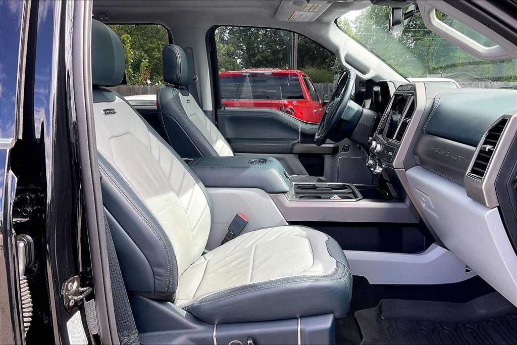 2022 Ford F-350SD Limited