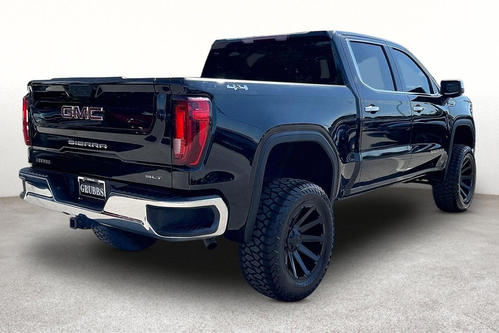 2025 GMC Sierra 1500 SLT