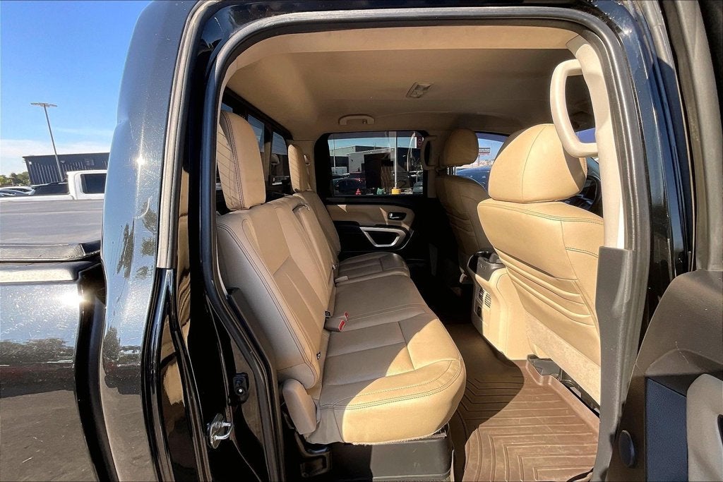 2016 Nissan Titan XD SL
