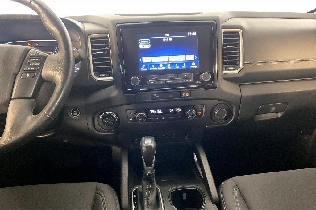 2024 Nissan Frontier SV