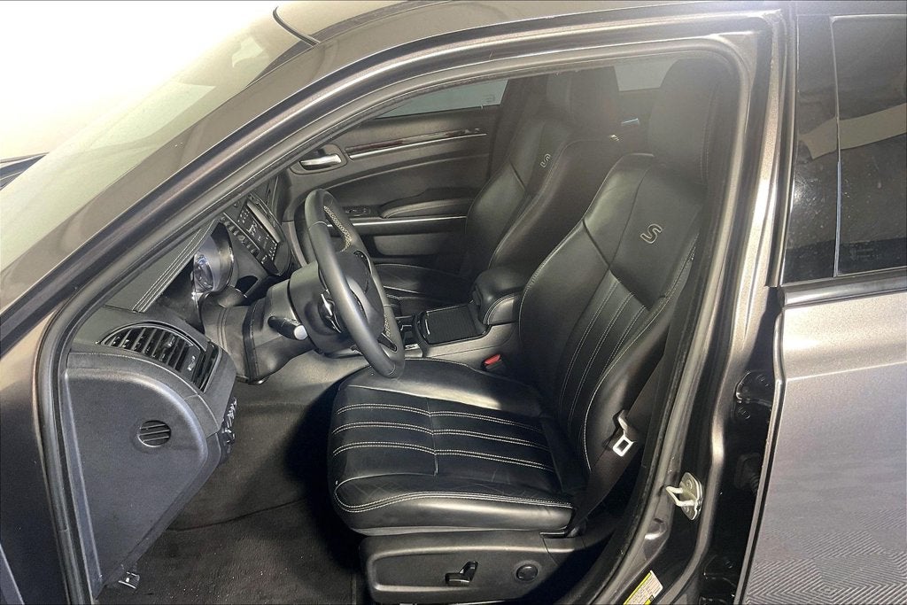 2023 Chrysler 300 S