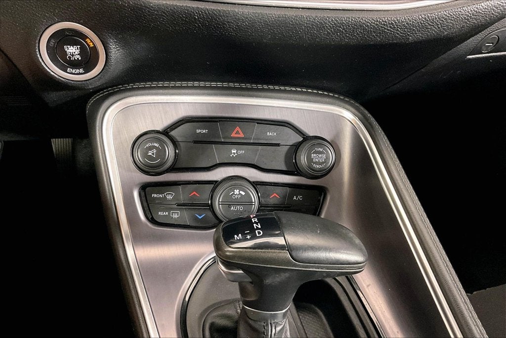 2015 Dodge Challenger SXT