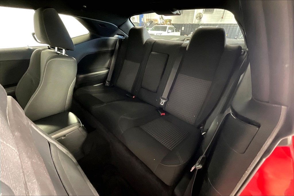 2015 Dodge Challenger SXT
