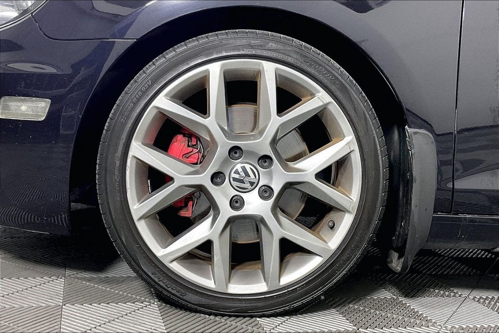 2014 Volkswagen GTI Wolfsburg Edition