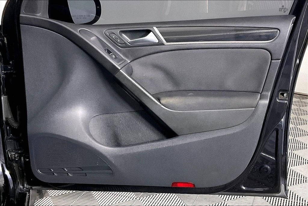 2014 Volkswagen GTI Wolfsburg Edition