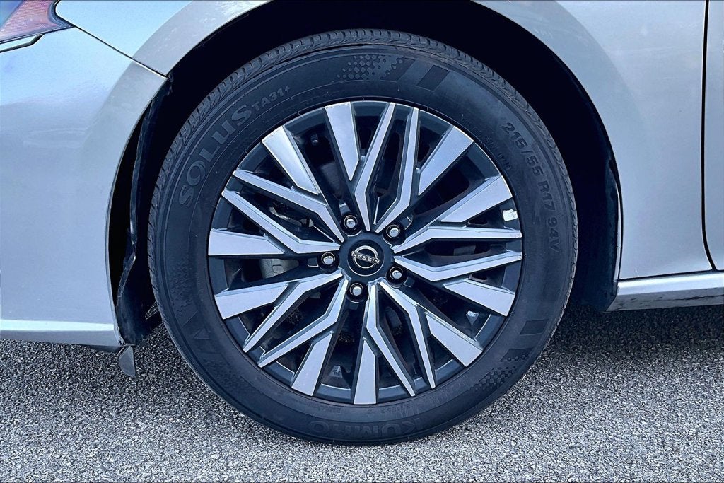 2025 Nissan Altima 2.5 SV
