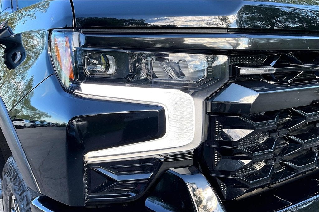 2024 Chevrolet Silverado 1500 ZR2