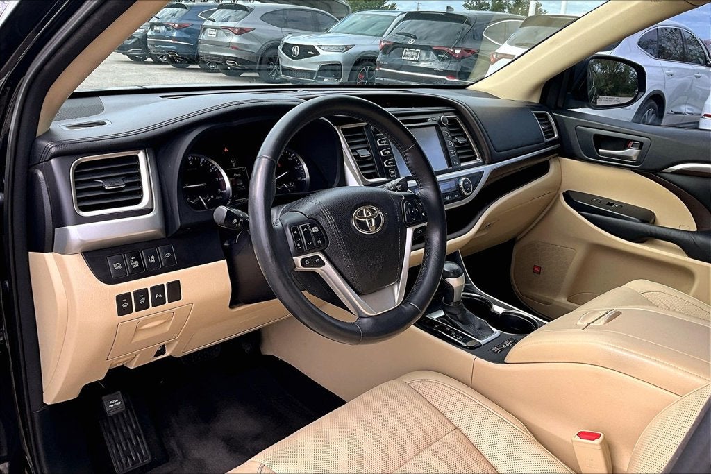 2015 Toyota Highlander Limited Platinum V6