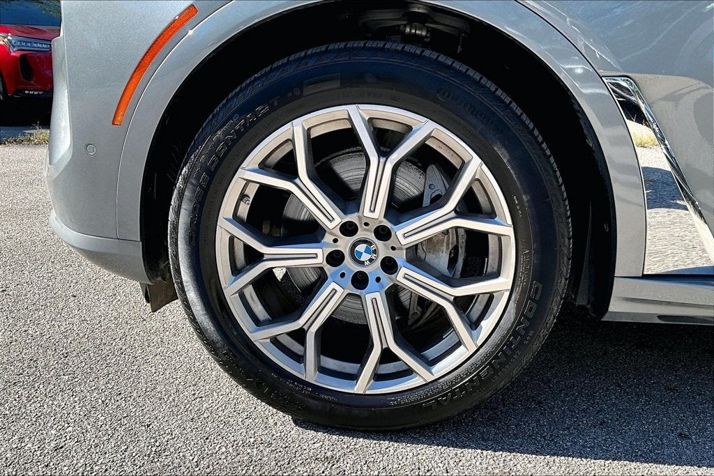 2024 BMW X7 xDrive40i