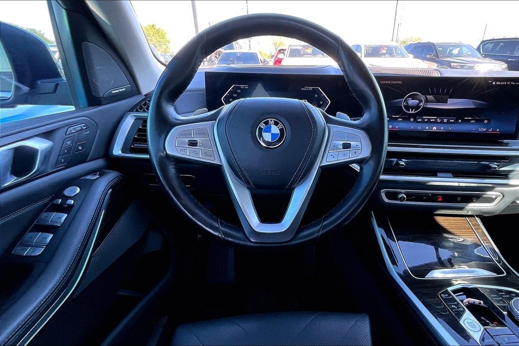 2024 BMW X7 xDrive40i
