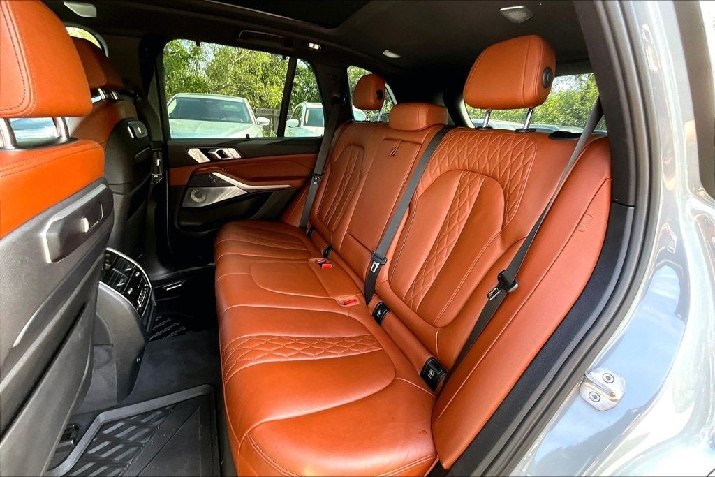 2024 BMW X5 M60i