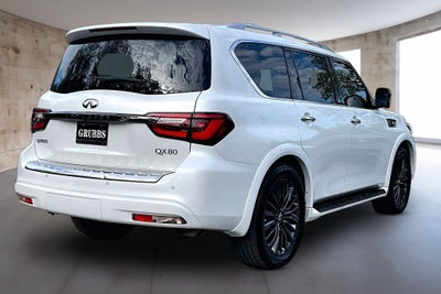 2022 INFINITI QX80 Premium Select