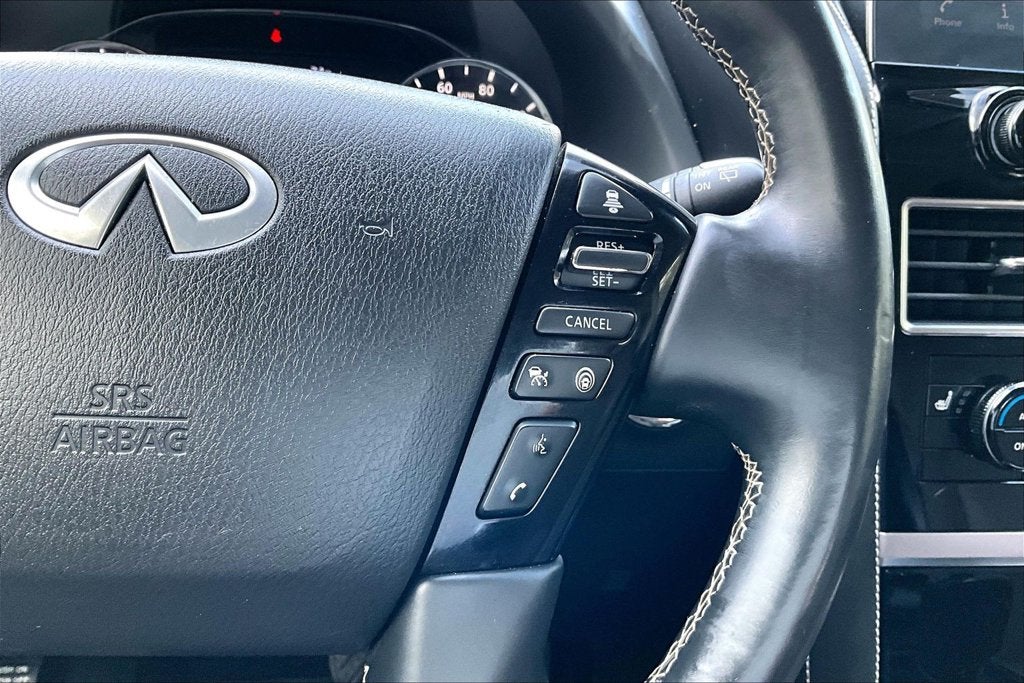 2022 INFINITI QX80 Premium Select