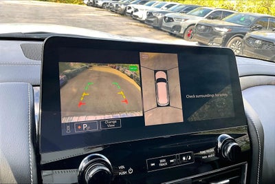 2022 INFINITI QX80 Premium Select