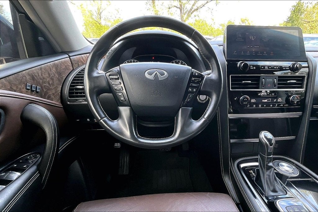 2022 INFINITI QX80 Premium Select
