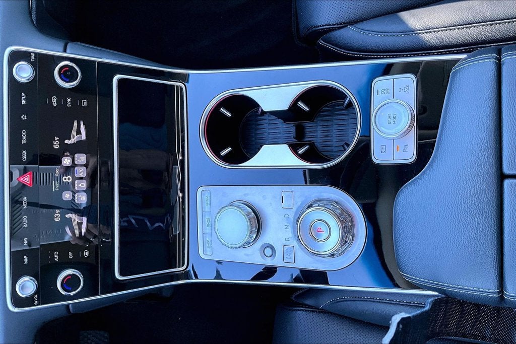 2025 Genesis GV80 2.5T