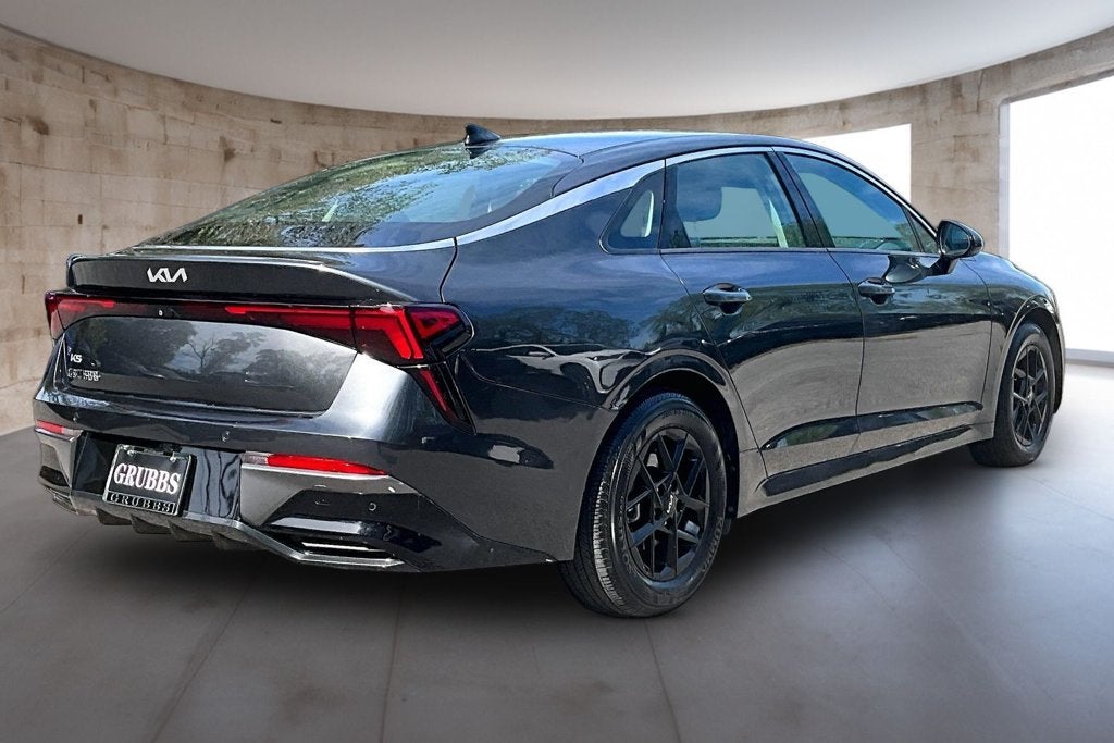 2025 Kia K5 LXS