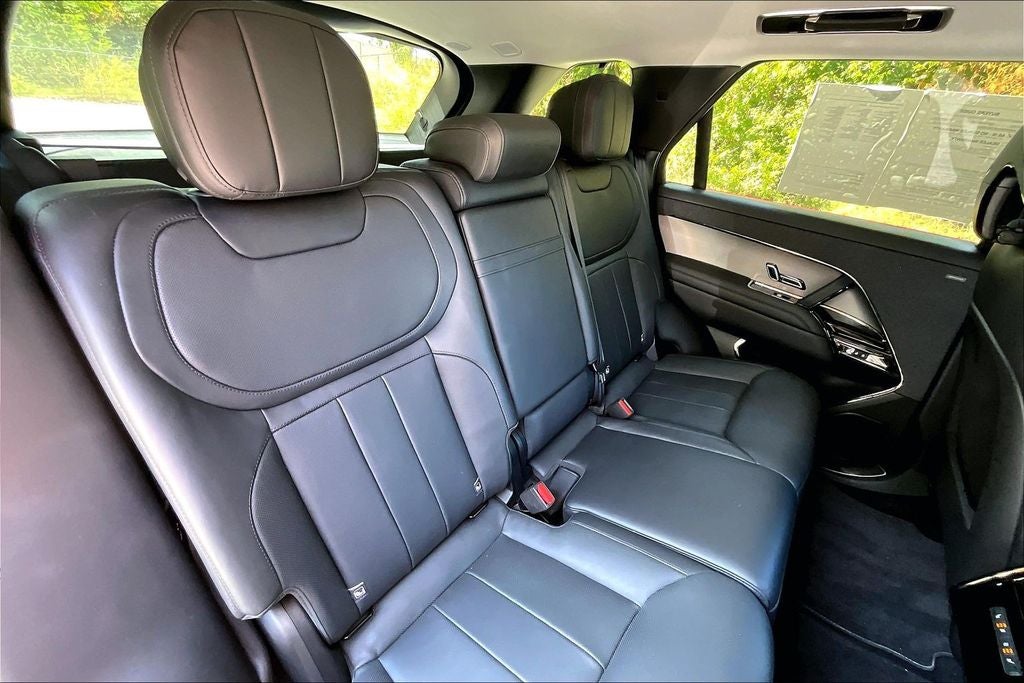 2023 Land Rover Range Rover Sport SE