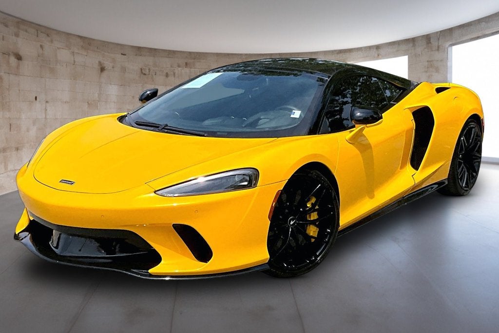 2023 McLaren GT Base
