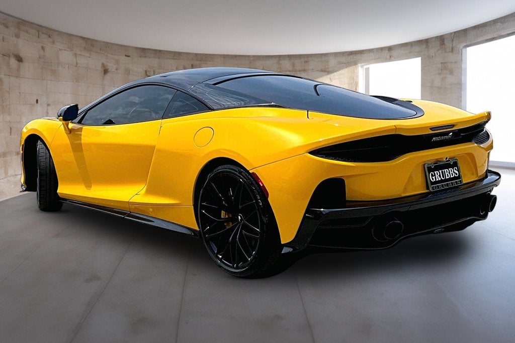 2023 McLaren GT Base