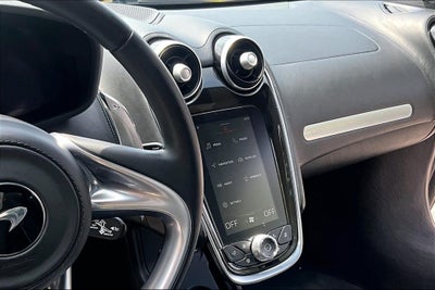 2023 McLaren GT Base