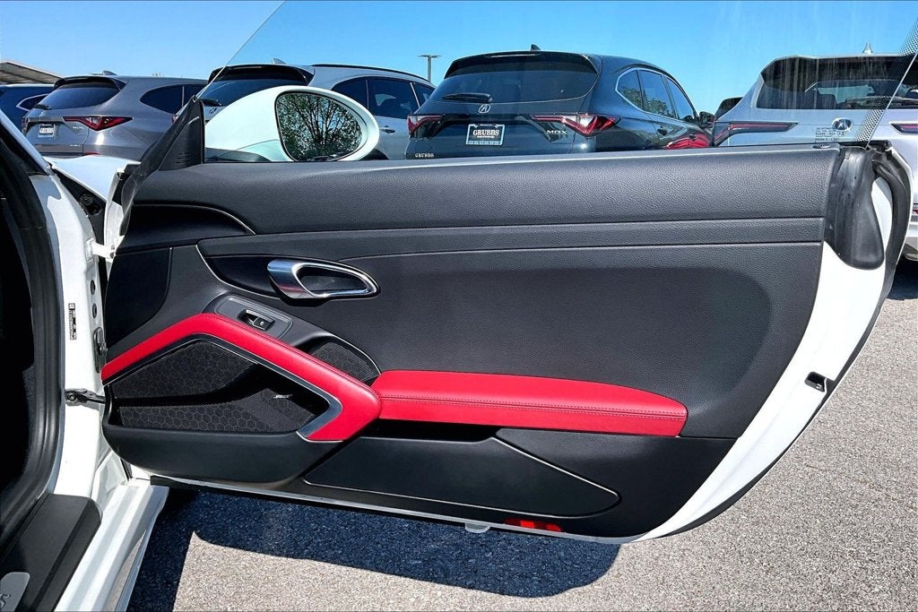 2021 Porsche 718 Cayman T