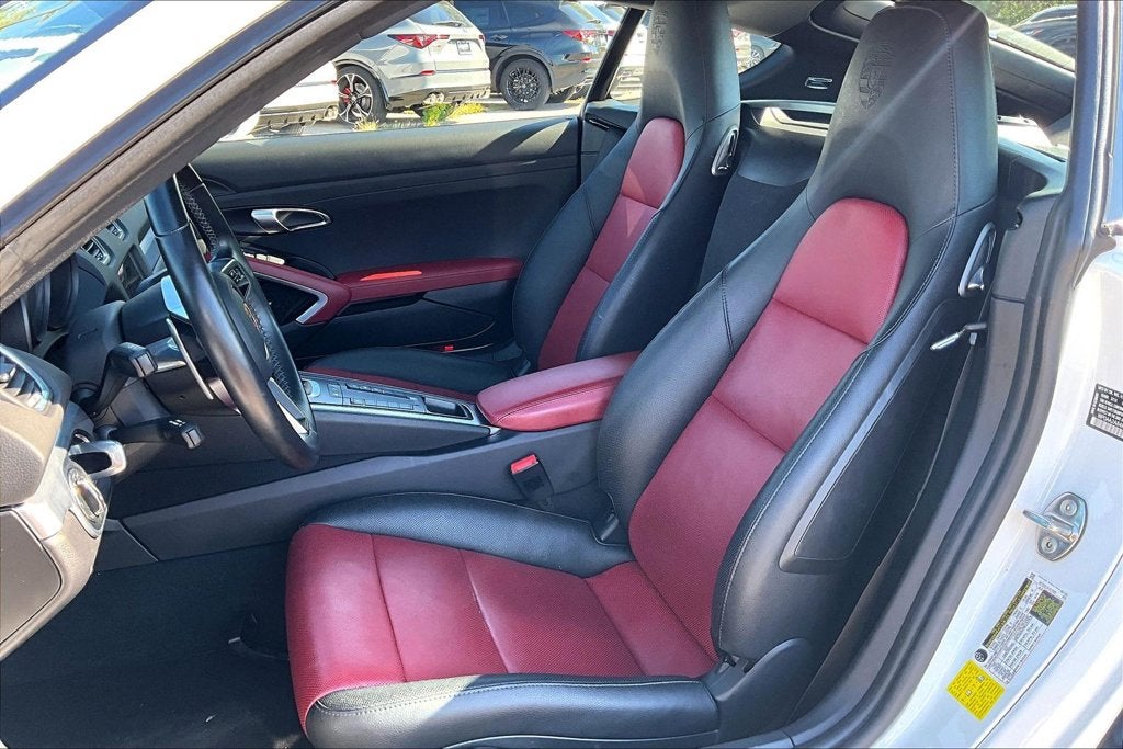 2021 Porsche 718 Cayman T