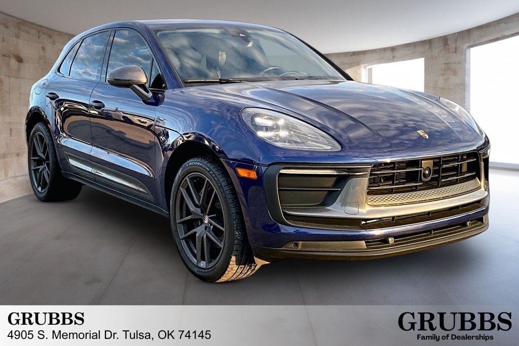 2023 Porsche Macan T