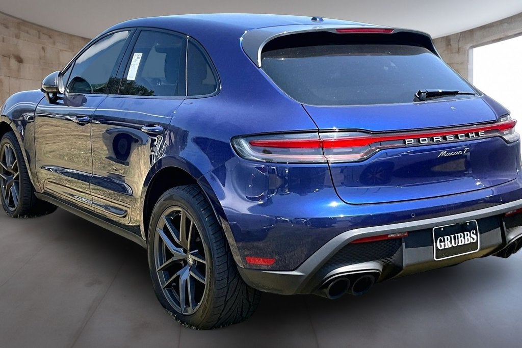 2023 Porsche Macan T