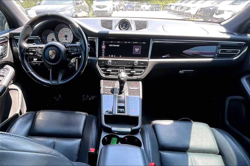 2023 Porsche Macan T